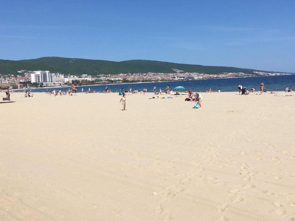 Heaven Lux Apartments Sunny Beach Esterno foto